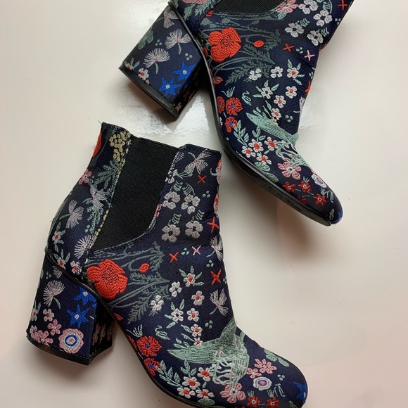 Indigo Rd. Heeled Booties - Picture 3 of 3